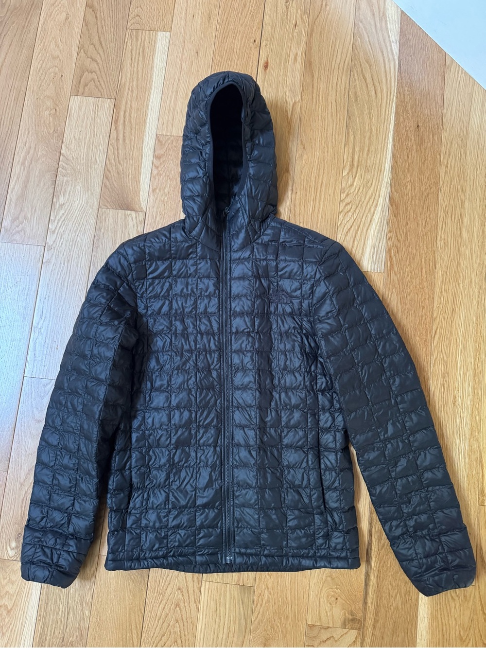 The North Face Men’s Black Quilted Thermoball Jacket, Small
